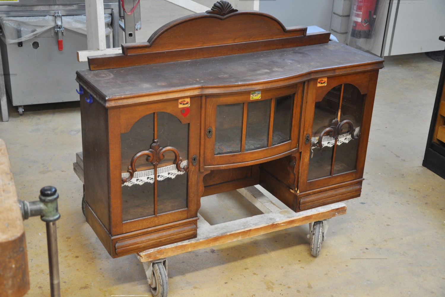 1910 Vitrinenaufsatz